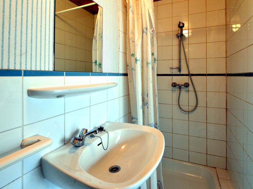 Furnished Bungalow In Monceau En Ardenne With Garden Barbecue Oizy Exterior foto